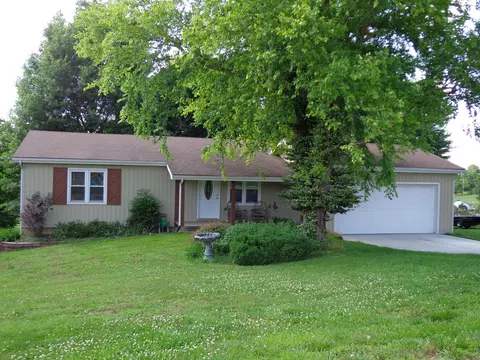 1389 W Crestview Heights Dr, Nixa, MO 65714 photo 1