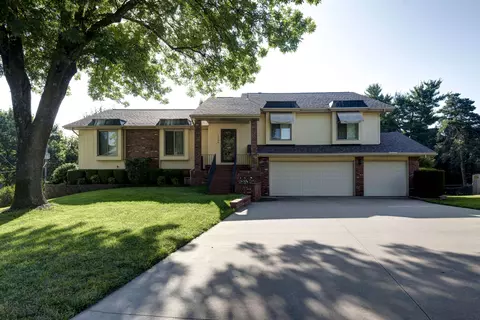 1306 S Oak Run Pl, Springfield, MO 65809 photo 1