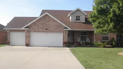 1245 E Ogorman Ct, Springfield, MO 65803 photo 1