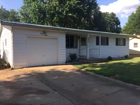 1413 W Broadmoor St, Springfield, MO 65807 photo 1