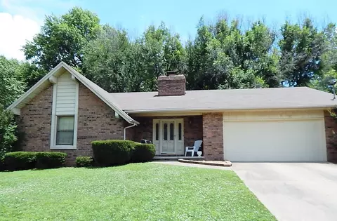 2352 S Virginia Ave, Springfield, MO 65807 photo 1