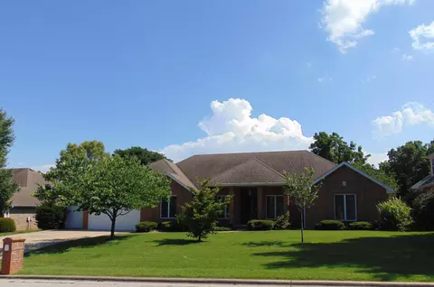 2614 E Ridgewood Dr, Springfield, MO 65804 photo 1