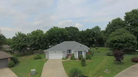 2916 S Quail Ct, Springfield, MO 65807 photo 1
