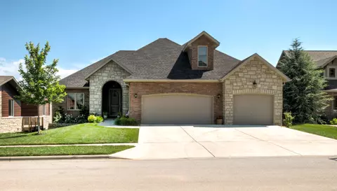 3934 E Rosebrier St, Springfield, MO 65809 photo 1