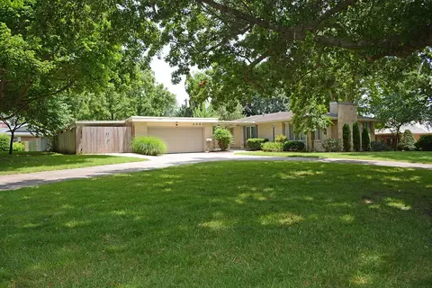2560 S Inglewood Rd, Springfield, MO 65804 photo 1