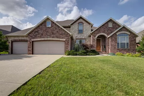 4451 E Cromwell St, Springfield, MO 65802 photo 1