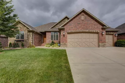 5821 S Belgravia Ave, Springfield, MO 65804 photo 1