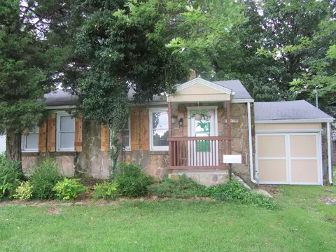 1076 S Fort Ave, Springfield, MO 65807 photo 1