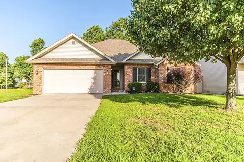 1061 S Ventura Ave, Springfield, MO 65804 photo 1