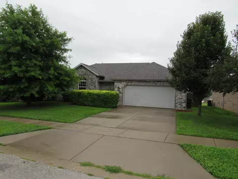 5370 W Butternut Dr, Springfield, MO 65802 photo 1