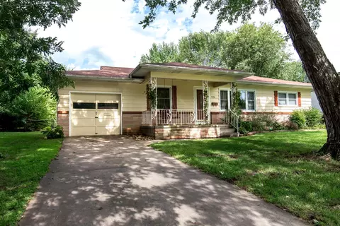 1716 S Wedgewood Ave, Springfield, MO 65807 photo 1