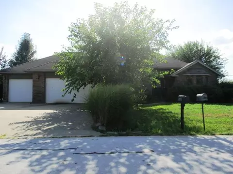 103 S 37th St, Nixa, MO 65714 photo 1