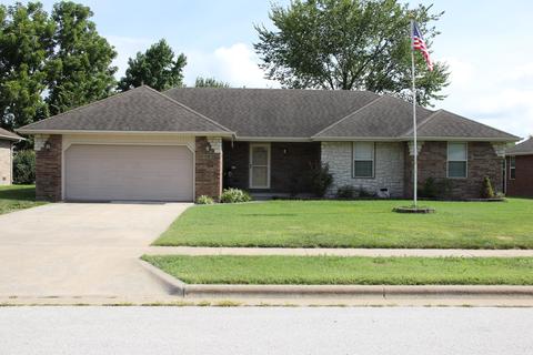 3414 W Vincent Dr, Springfield, MO 65810 photo 1