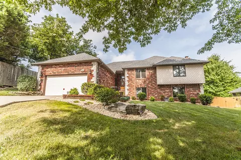 5597 S Fort Ct, Springfield, MO 65810 photo 1