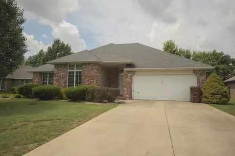 3357 S Alden Ave, Springfield, MO 65804 photo 1
