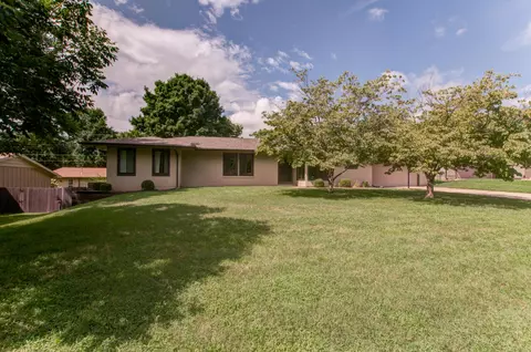 3119 E Sunset St, Springfield, MO 65804 photo 1