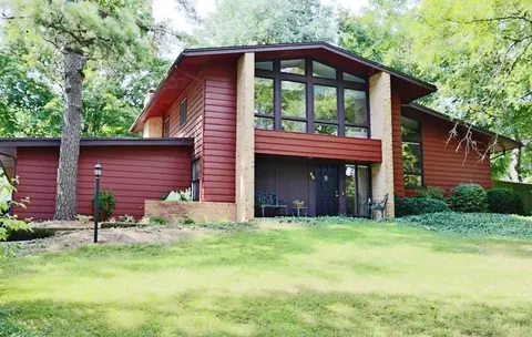 910 Valley View Dr, Branson, MO 65616 photo 1