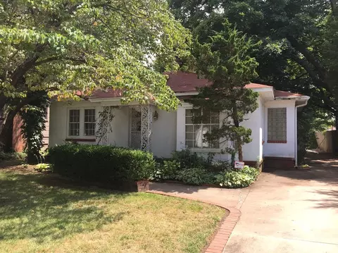 1532 E University St, Springfield, MO 65804 photo 1