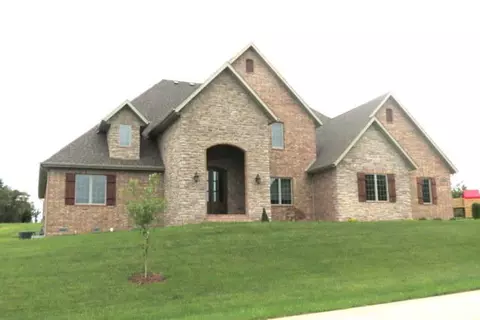 3926 E Brookdale Ter, Springfield, MO 65802 photo 1