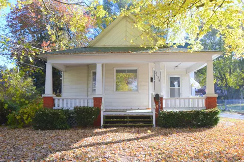 2138 N Lyon Ave, Springfield, MO 65803 photo 1
