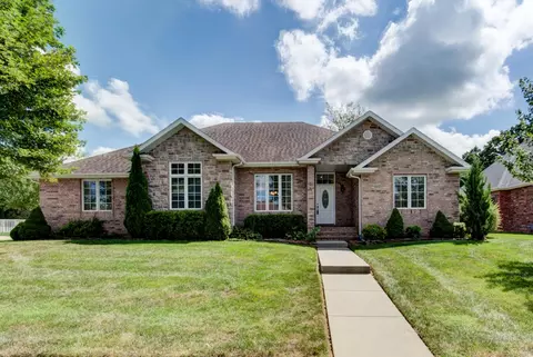 3744 W Blakey St, Springfield, MO 65810 photo 1