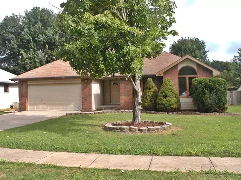 3199 W Katella Ct, Springfield, MO 65807 photo 1