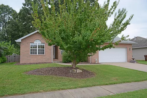 1508 S Lone Pine Ave, Springfield, MO 65804 photo 1