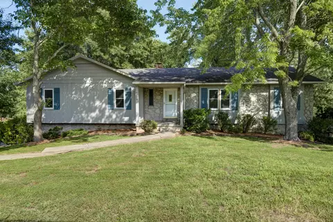 2438 S Blackman Rd, Springfield, MO 65809 photo 1