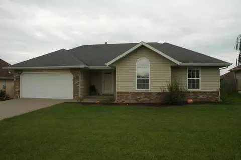 730 S Jester Ave, Springfield, MO 65802 photo 1
