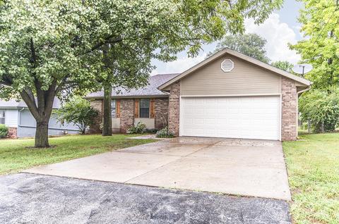 3003 E Chattanooga St, Springfield, MO 65804 photo 1