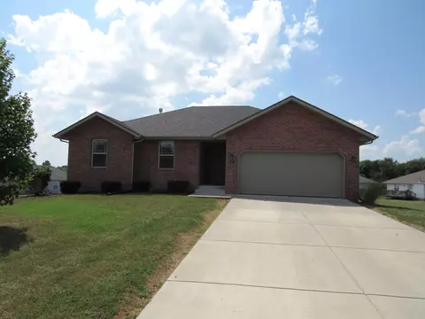 5558 W Clyde St, Springfield, MO 65802 photo 1