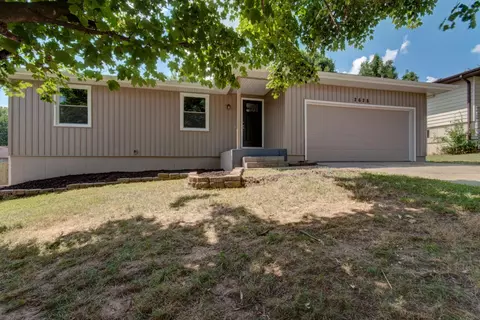 2628 W Primrose Ln, Springfield, MO 65807 photo 1