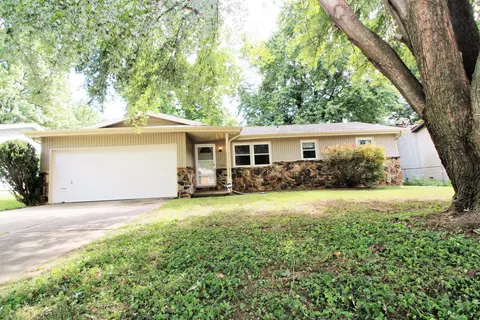 1114 W Morningside St, Springfield, MO 65807 photo 1