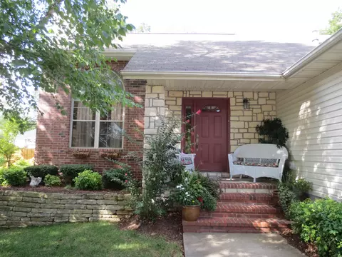 3947 W Jordan St, Springfield, MO 65802 photo 1