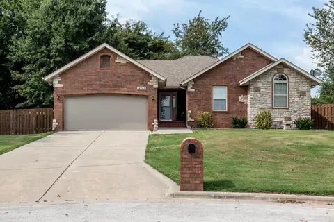 4227 W Watkins St, Springfield, MO 65802 photo 1