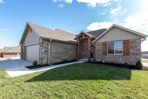 5638 E Gatehouse Dr, Strafford, MO 65757 photo 1