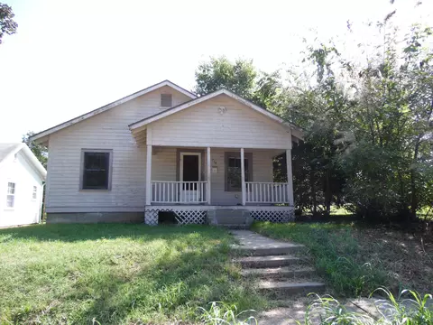 948 S Nettleton Ave, Springfield, MO 65806 photo 1