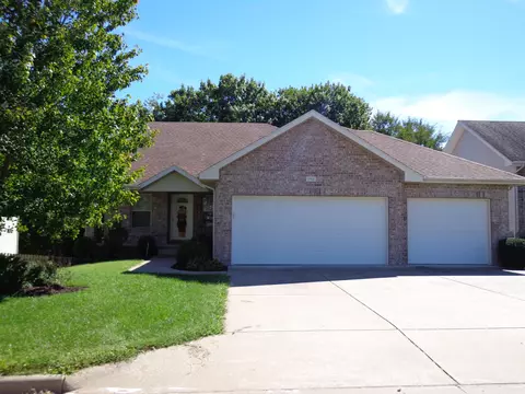 1968 W High Point St, Springfield, MO 65810 photo 1