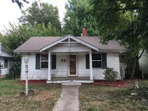 1611 E Cairo St, Springfield, MO 65802 photo 1