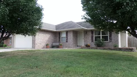 3888 W Overland St, Springfield, MO 65807 photo 1