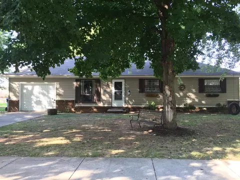 105 Aspen Dr, Nixa, MO 65714 photo 1
