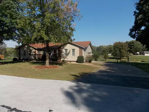 1303 E Rainey St, Ozark, MO 65721 photo 1