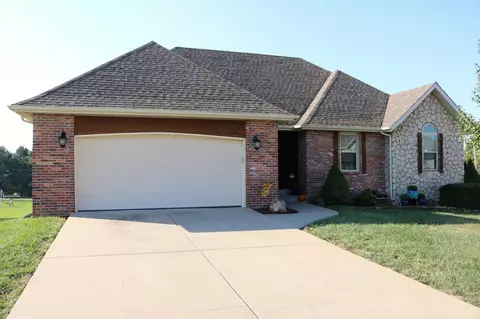 1108 E Lloyd St, Ozark, MO 65721 photo 1
