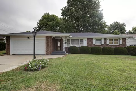 2212 S Virginia Ave, Springfield, MO 65807 photo 1