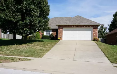 3423 E Stanhope Ter, Springfield, MO 65809 photo 1