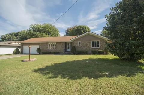 3268 N Weller Ave, Springfield, MO 65803 photo 1
