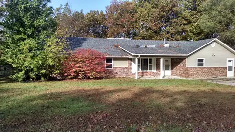 204 Community Dr, Marshfield, MO 65706 photo 1
