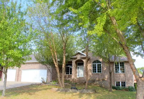 3571 W Morningside Pl, Springfield, MO 65807 photo 1