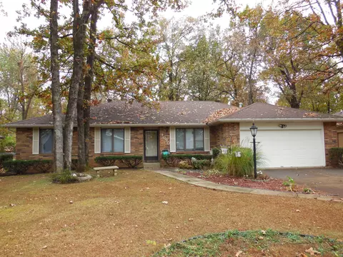 1090 W Bradley St, Springfield, MO 65803 photo 1