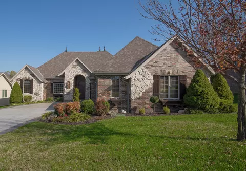 1311 Eaglegate Pkwy, Springfield, MO 65804 photo 1